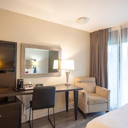 Ramada By Wyndham Ottawa On The Rideau Hotel Exterior photo